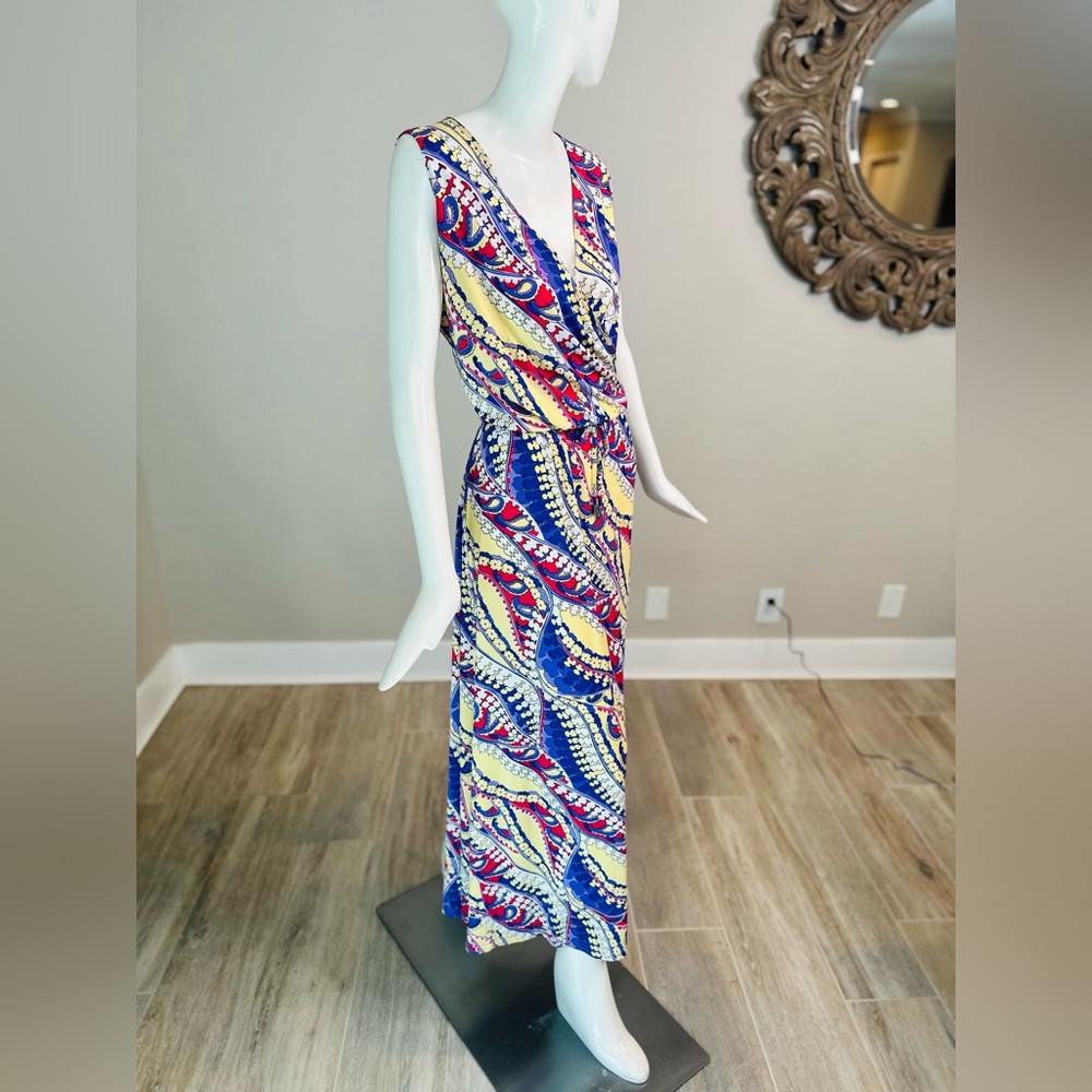 Multi color sleeveless maxi dress, elastic waist. Very comfortable and stretchy